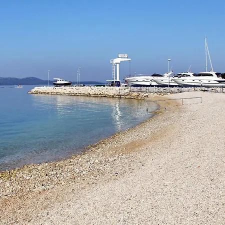 With A Parking Space - 14946 アパート ザダル