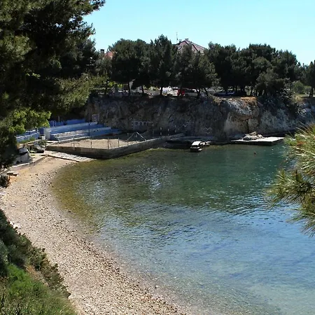 With A Parking Space - 14946 アパート *