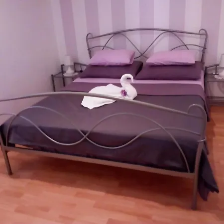 アパート With A Parking Space - 14946 *